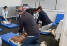 Curso De Primeiros Socorros Do Ensino Einstein Prepara Pblico Geral