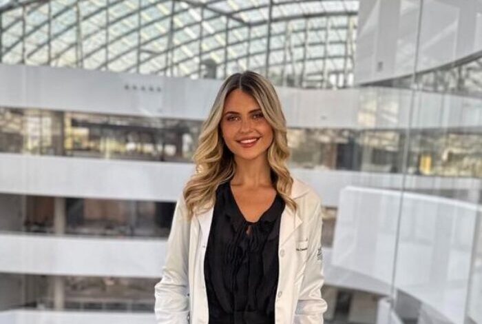 Médica Conta Como Aplica Na Prática Os Conhecimentos Adquiridos Na Pós Graduação Em Psiquiatria Do Einstein