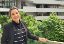 Da Assistência Ao Ensino Conheça A Trajetória Da Enfermeira Fernanda Dos Santos